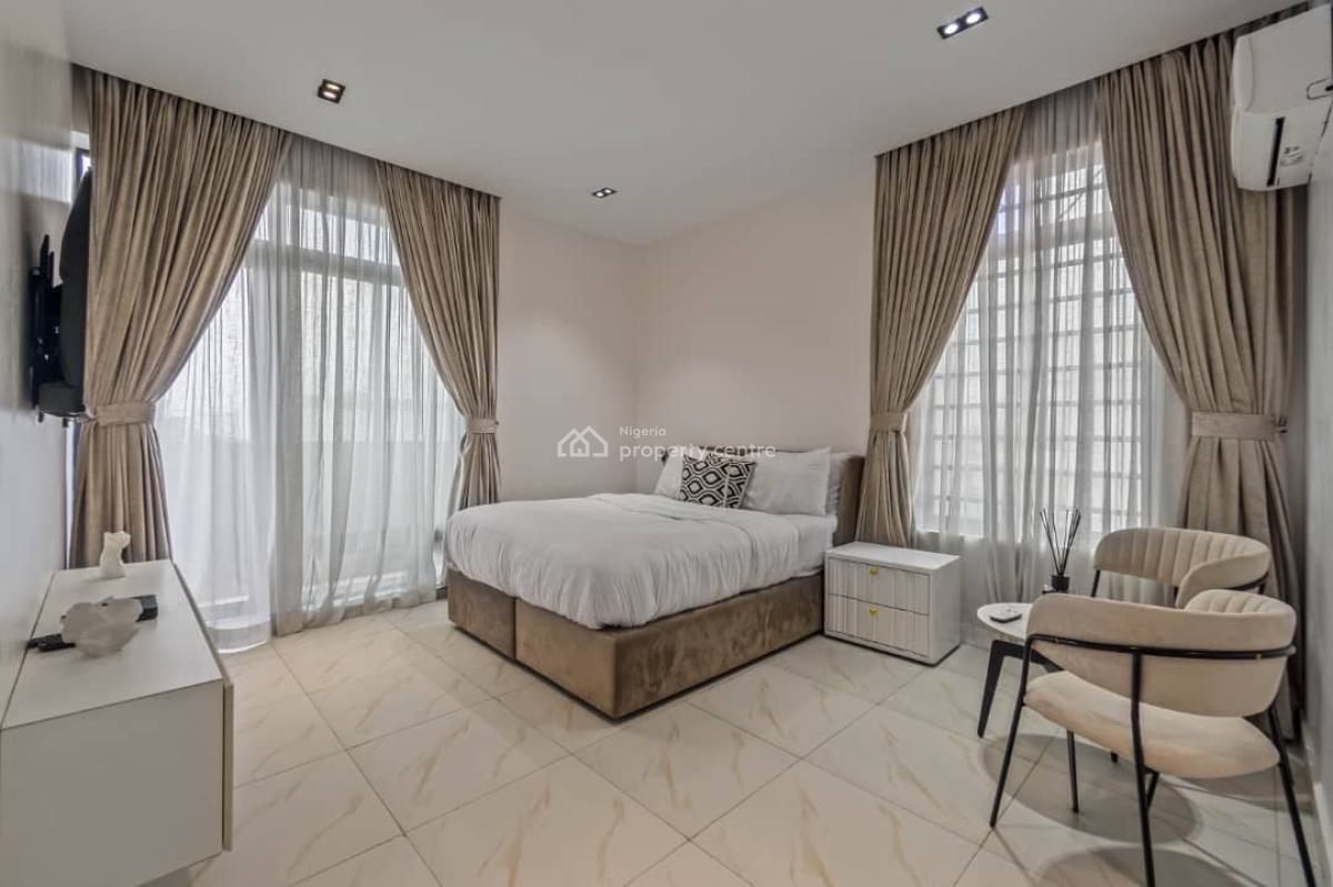 Luxury Furnished 2 Bedroom Penthouse with a Cinema Room, Ladipo Omotosho, Lekki Phase 1, Lekki, Lagos, Flat / Apartment for Sale