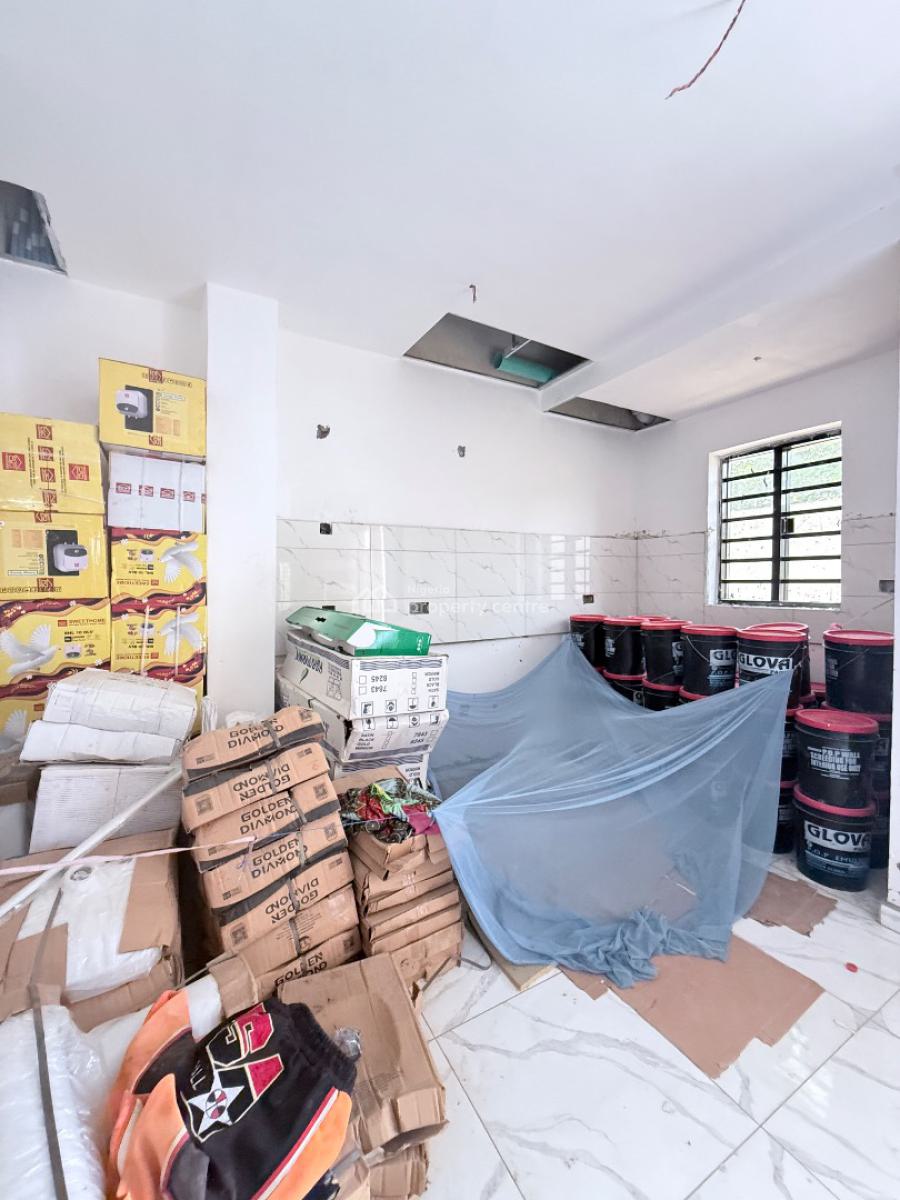 2-bedroom Apartment, Ologolo, Lekki, Lagos, Flat / Apartment for Sale