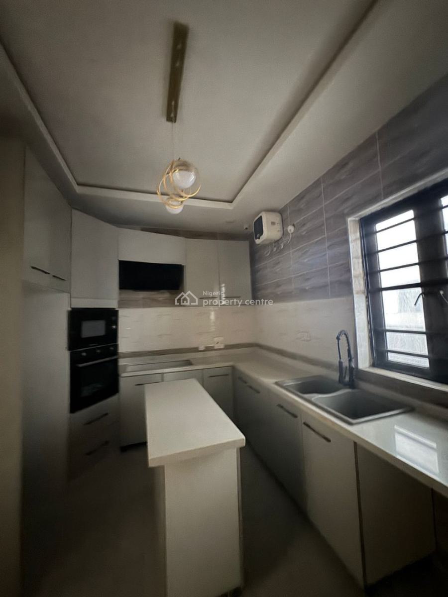 5 Bedrooms Semi-detached Available, Ikate, Lekki, Lagos, Semi-detached Duplex for Sale