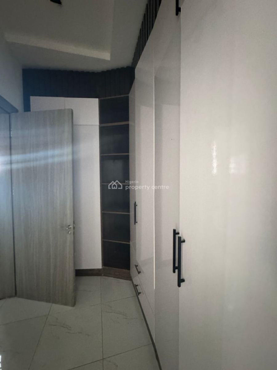 5 Bedrooms Semi-detached Available, Ikate, Lekki, Lagos, Semi-detached Duplex for Sale