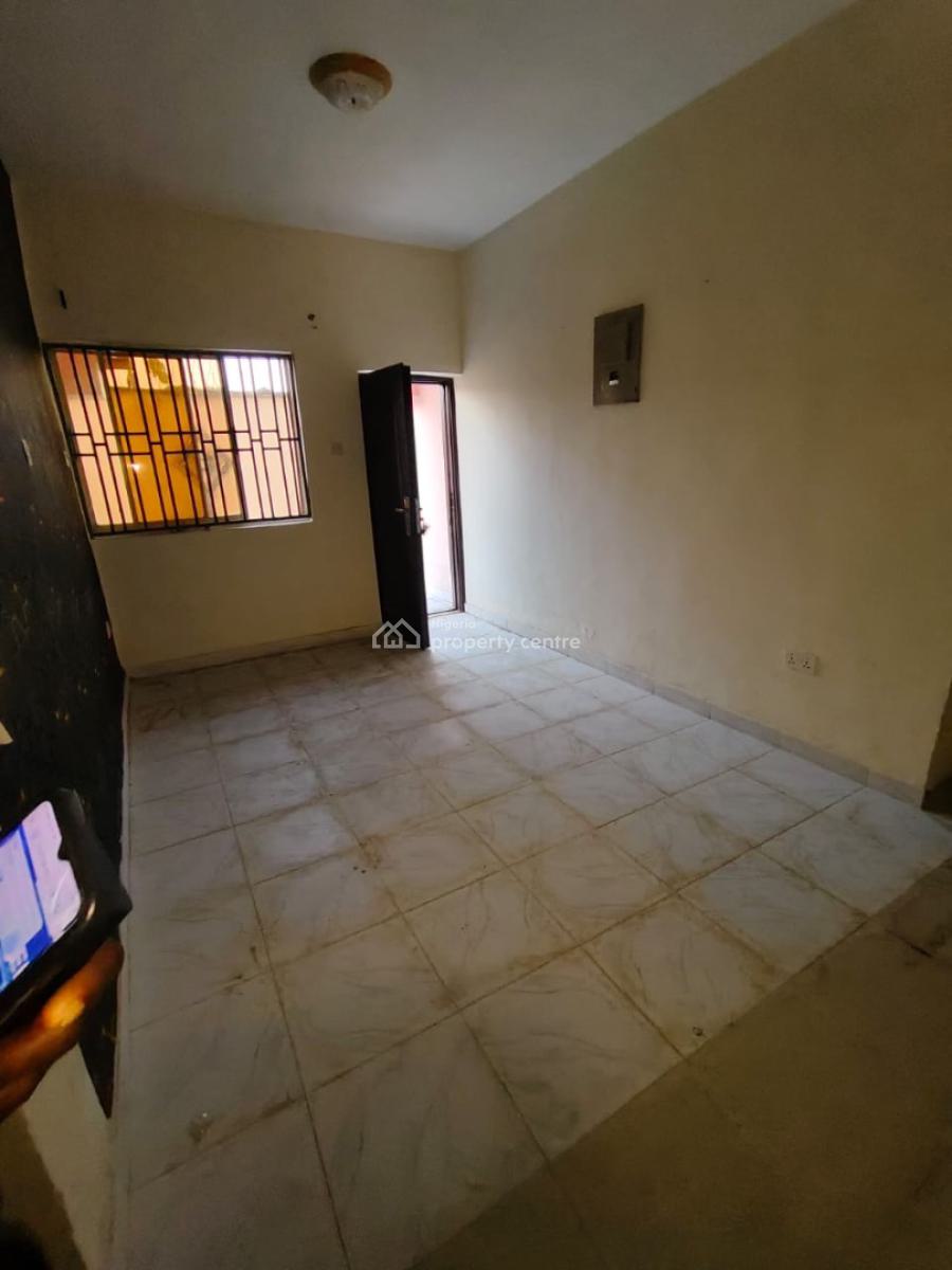 Luxury 1bedroom Flat, Hopeville Estate, Ogidan, Ajah, Lagos, Flat / Apartment for Rent