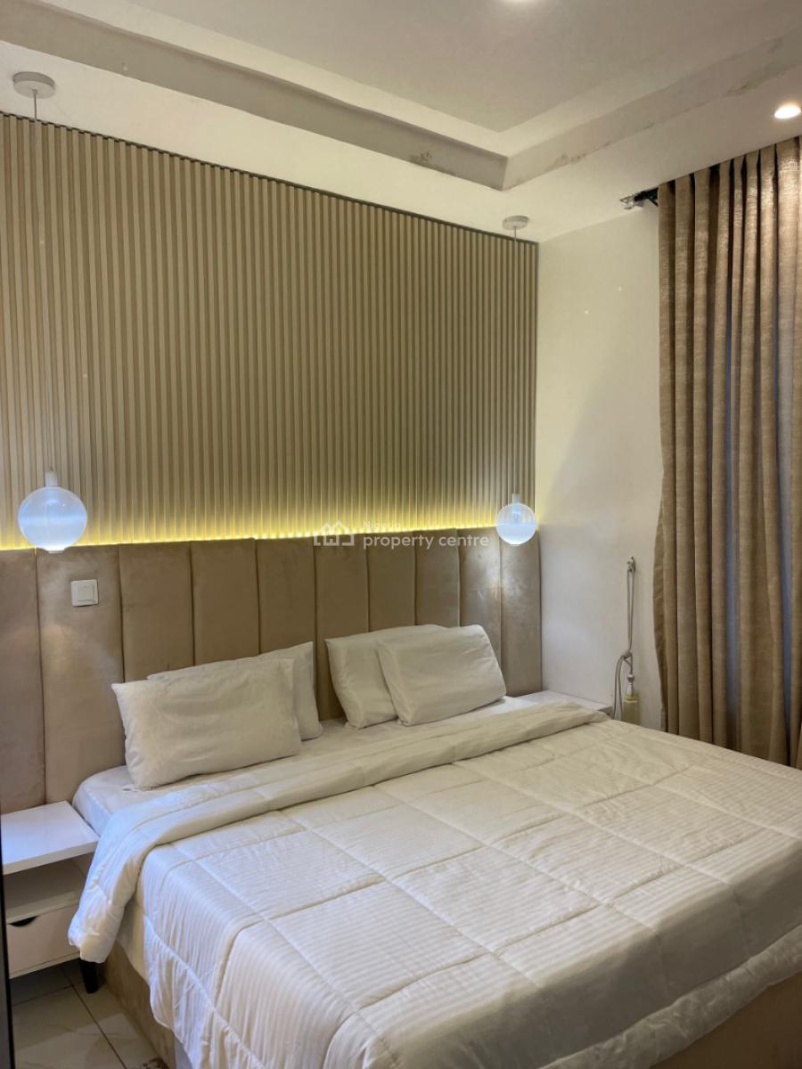 Luxurious 1 Bedroom Fully Furnished Apartment, Ologolo, Lekki Phase 1, Lekki, Lagos, Flat / Apartment Short Let