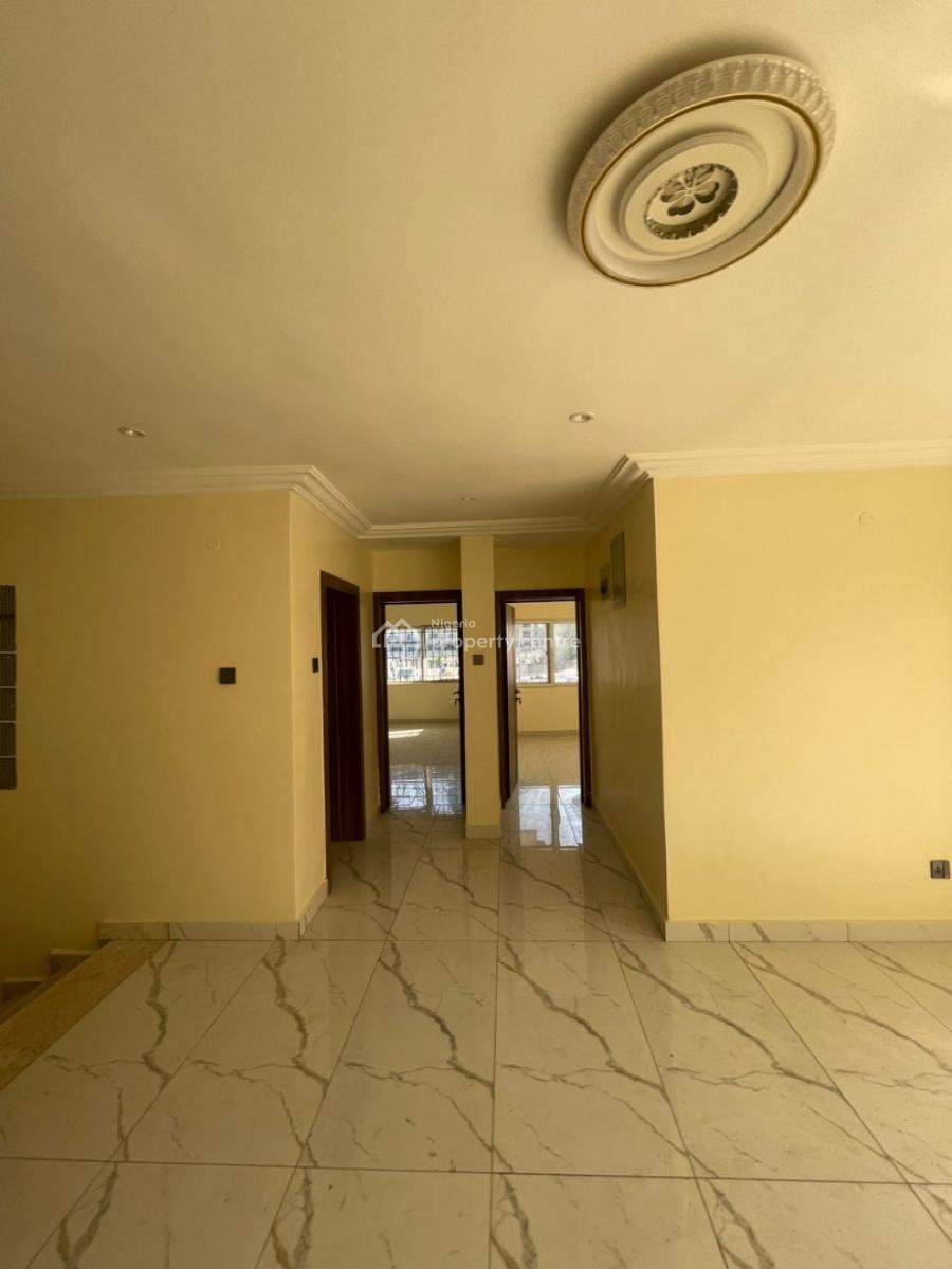 Very Spacious 4 Bedroom Semi-detached with Big Bq in a Secure Estate, Victoria Island (vi), Lagos, Semi-detached Duplex for Rent