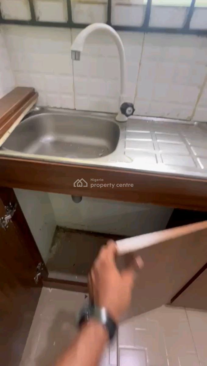 Standard and Spacious Room Self Contained, Onike, Yaba, Lagos, Self Contain (single Rooms) for Sale