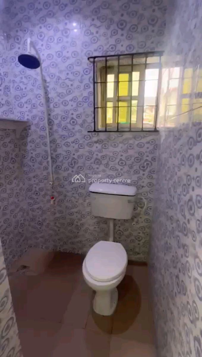 Standard and Spacious Room Self Contained, Onike, Yaba, Lagos, Self Contain (single Rooms) for Sale