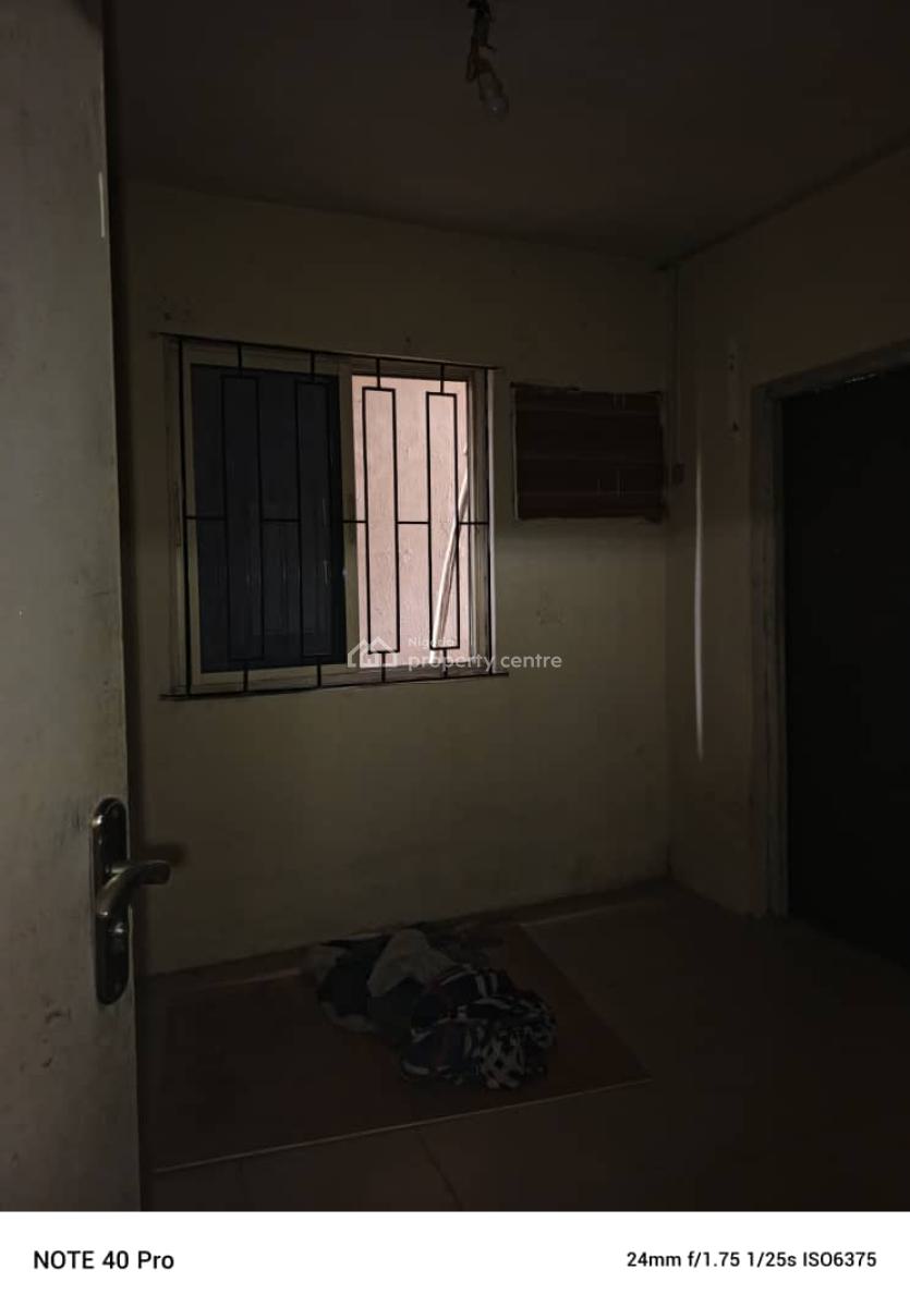 Standard and Spacious 2 Bedroom Flat for Office, Atunrase Estate, Gbagada, Lagos, Office Space for Rent