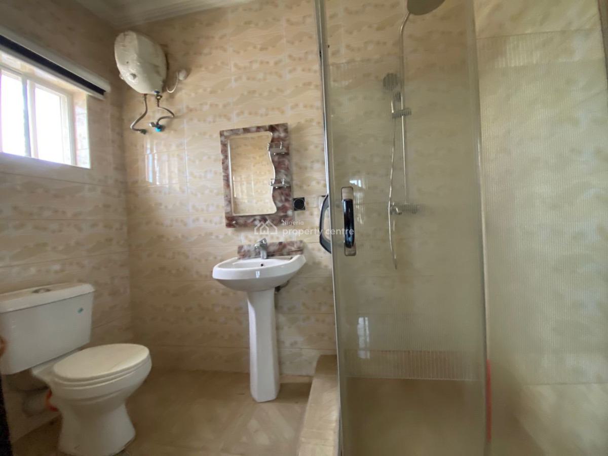 Luxury 3 Bedroom Flat, Omole Phase 2, Ikeja, Lagos, Flat / Apartment for Rent