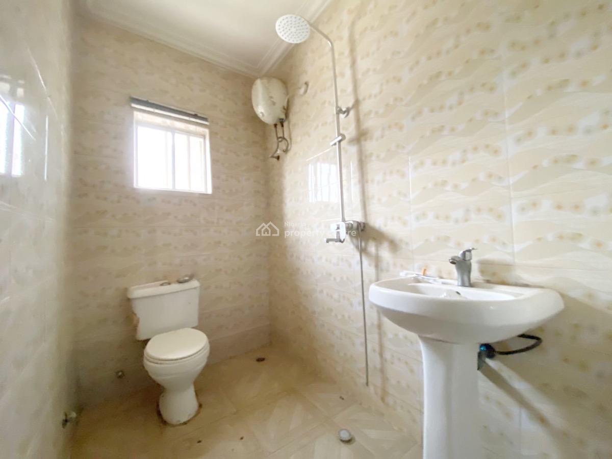 Luxury 3 Bedroom Flat, Omole Phase 2, Ikeja, Lagos, Flat / Apartment for Rent