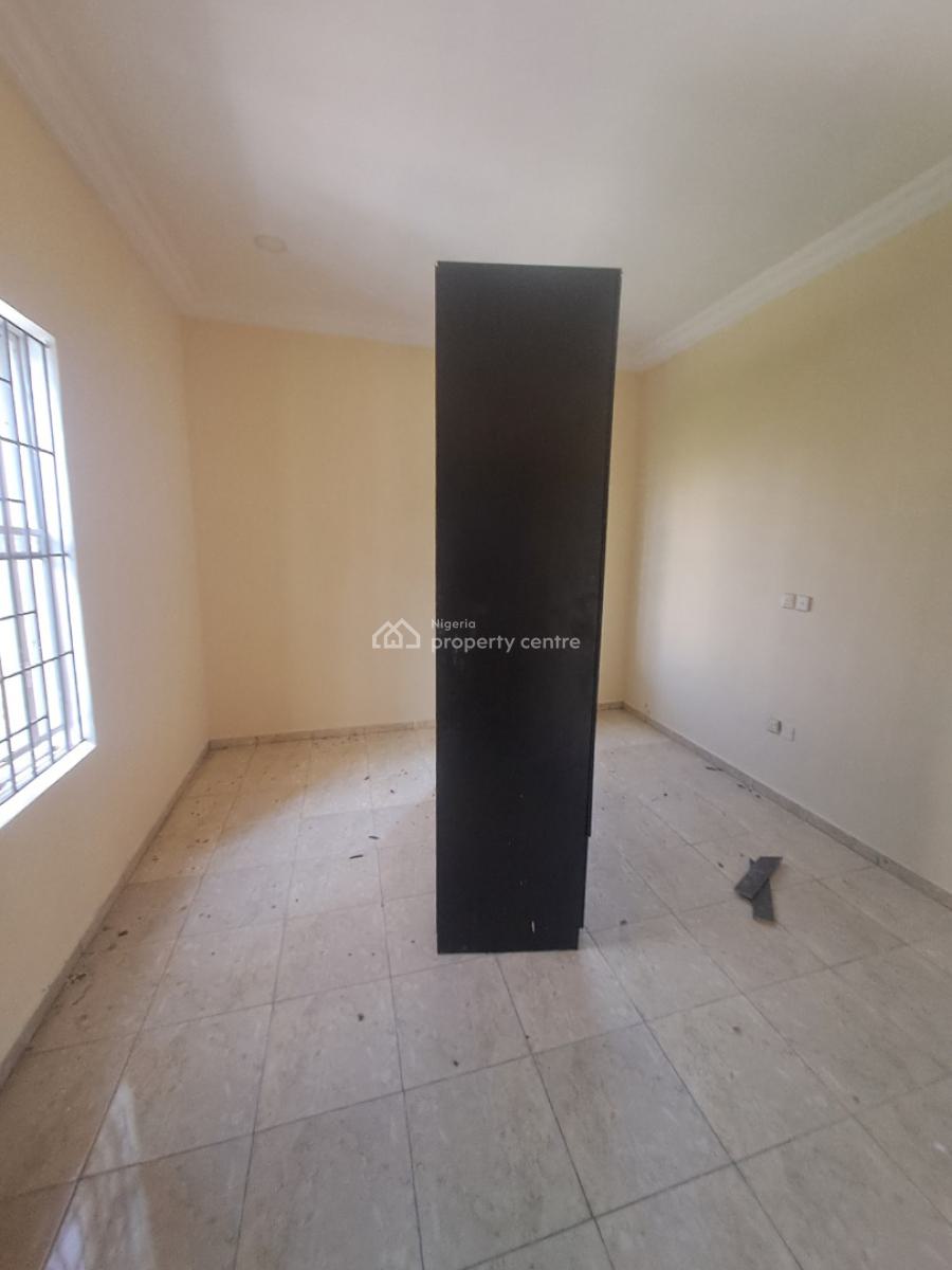 Well Built 2 Bedroom Apartment in a Gated Estate, Ikate By Freedom Way, Lekki, Lagos, Flat / Apartment for Rent