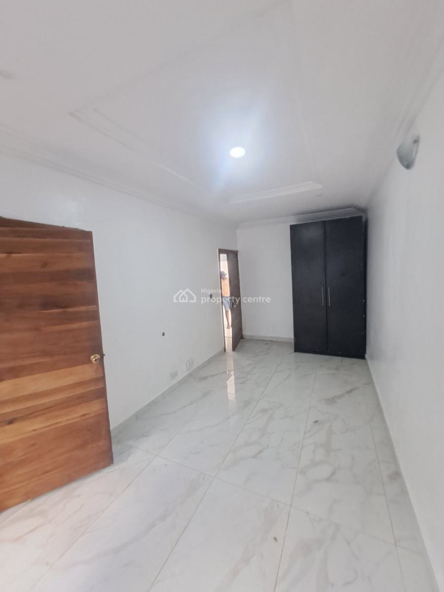 Well Built Serviced 2 Bedroom Apartment with Inverter in a Gated Estat, Ikate By Freedom Way, Lekki, Lagos, Flat / Apartment for Rent