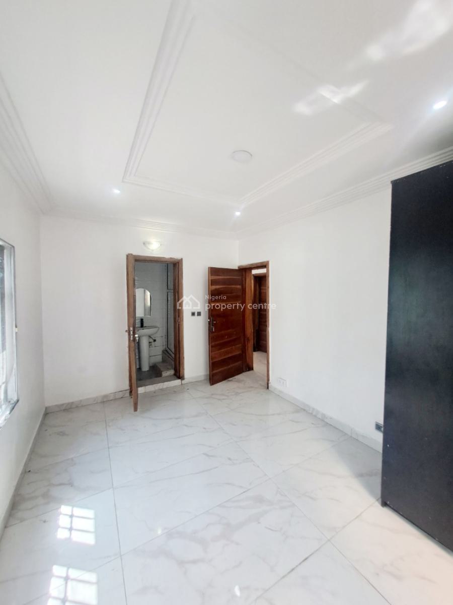 Well Built Serviced 2 Bedroom Apartment with Inverter in a Gated Estat, Ikate By Freedom Way, Lekki, Lagos, Flat / Apartment for Rent