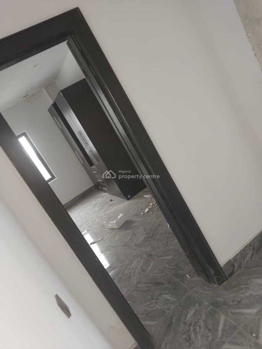 Very Clean and Lovely  3 Bedroom Maisonette, Glover Road, Ikoyi, Lagos, Flat / Apartment for Rent