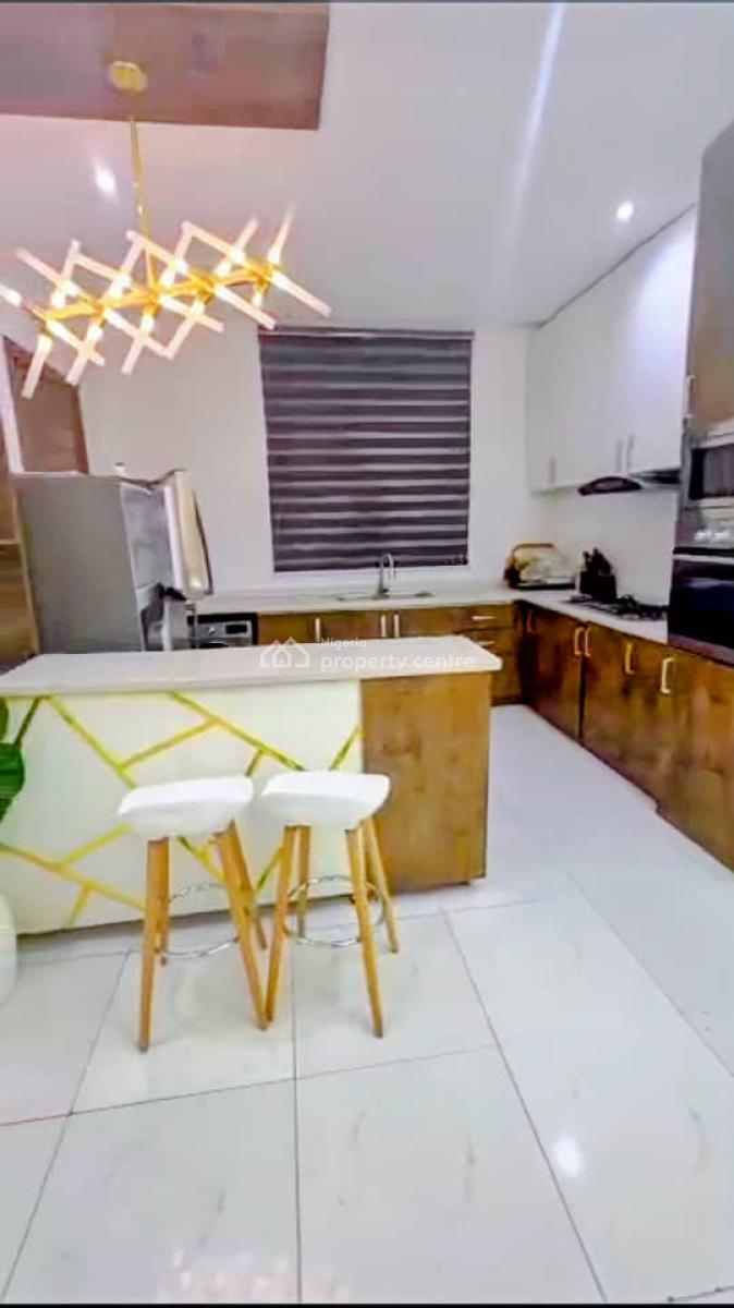 2 Bedroom Fully Furnished Apartment  24/7 Light Clean Treated Water, Spg, Ologolo, Lekki, Lagos, Flat / Apartment for Sale