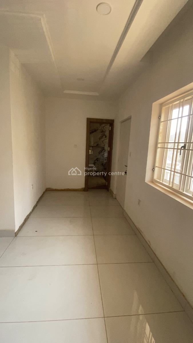Luxury 4 Bedroom Terrace Duplex + Bq  Jahi, Jahi, Jahi, Abuja, Terraced Duplex for Rent