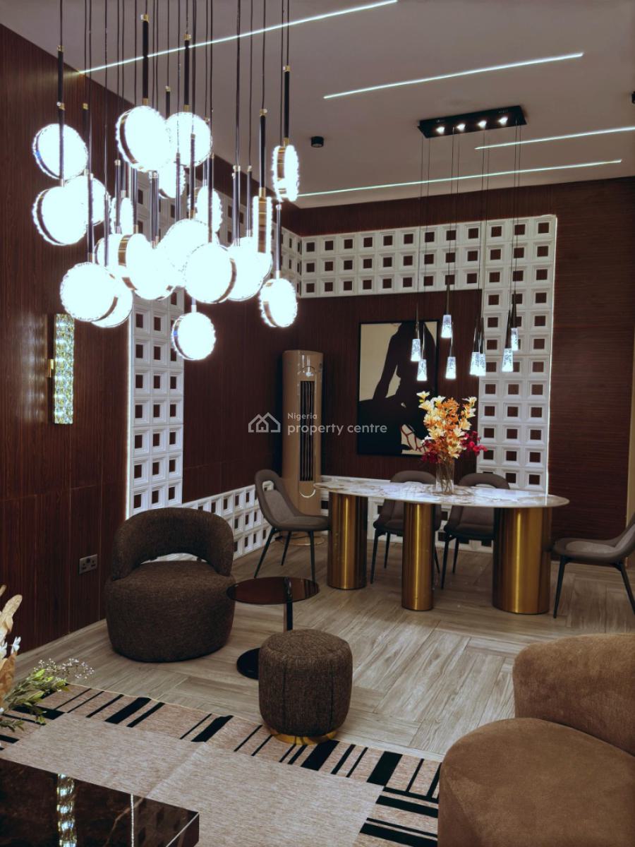 Exquisite 4 Bedroom Apartment, Lekki Phase 1, Lekki, Lagos, Flat / Apartment Short Let