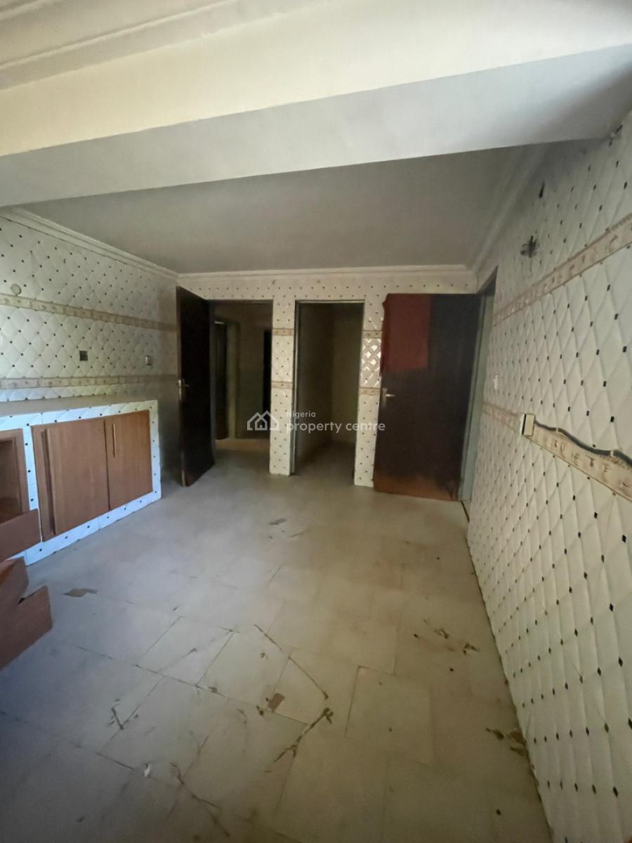 Lovely 2 Bedroom Flat in a Secure Environment, Life Camp, Abuja, Flat / Apartment for Rent