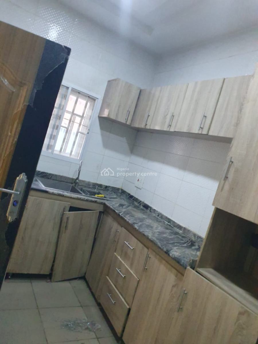 3 Bedroom Bungalow, Behind Christ Embassy, Jikwoyi, Abuja, Detached Bungalow for Rent