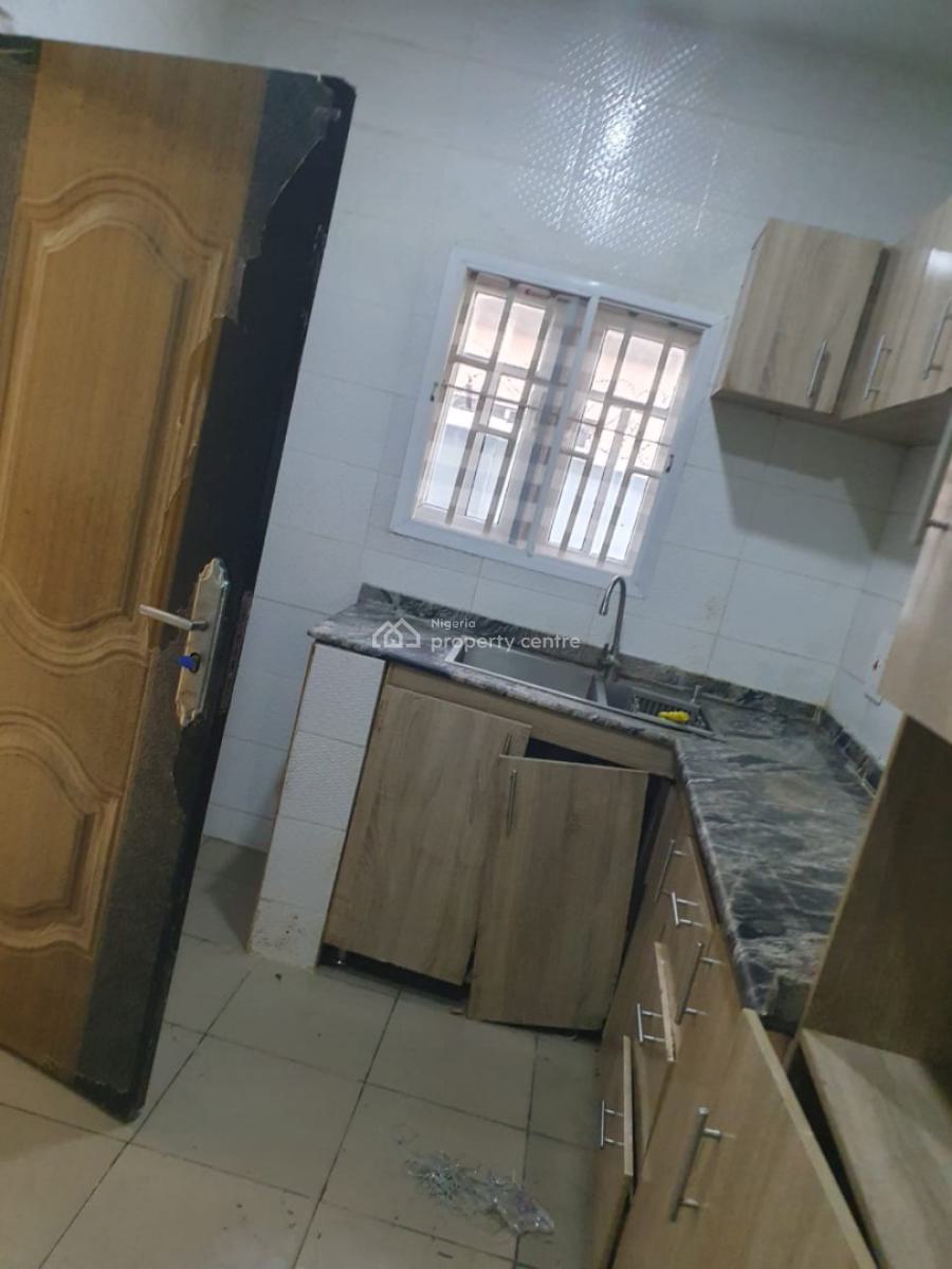 3 Bedroom Bungalow, Behind Christ Embassy, Jikwoyi, Abuja, Detached Bungalow for Rent