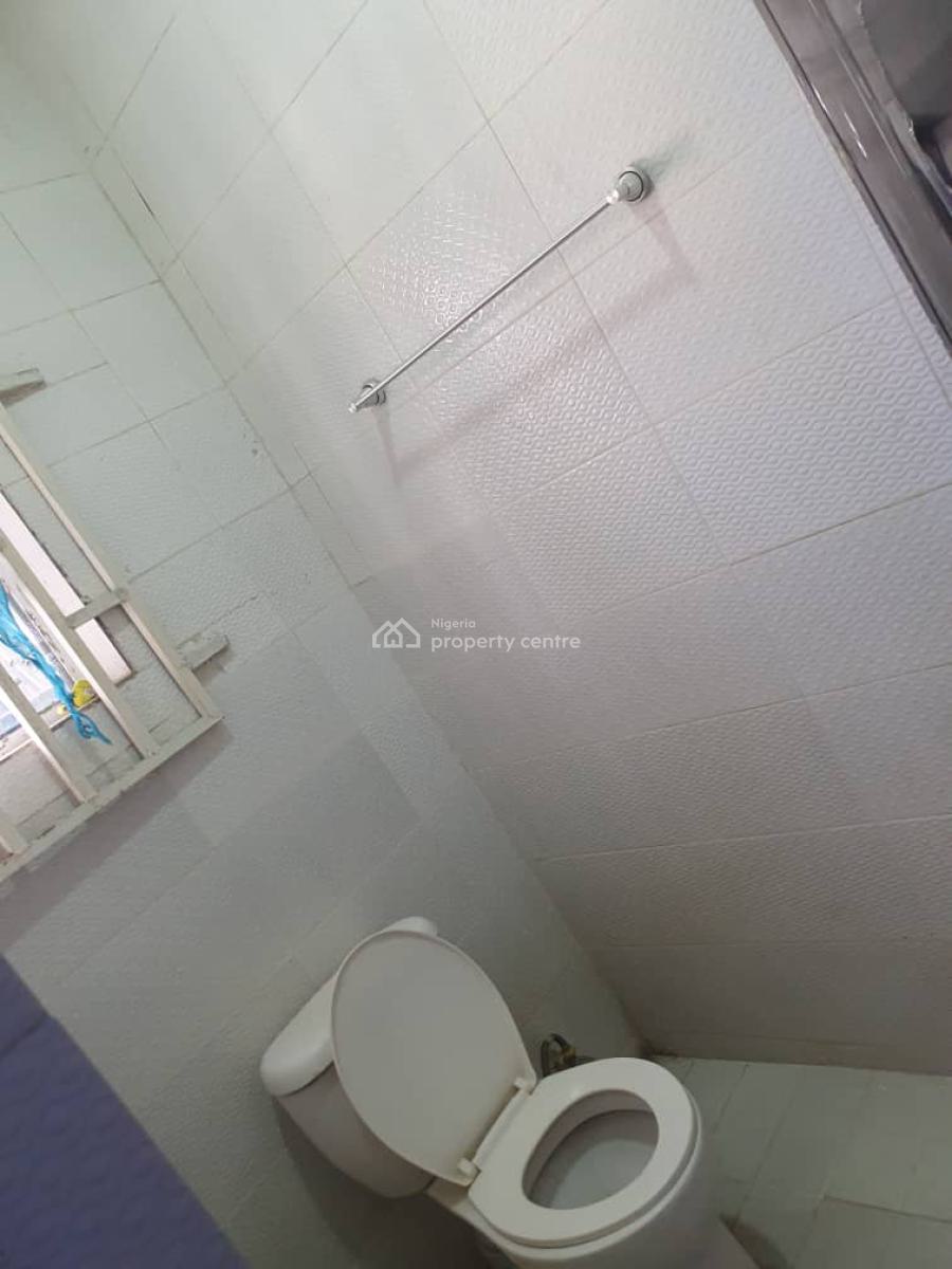 3 Bedroom Bungalow, Behind Christ Embassy, Jikwoyi, Abuja, Detached Bungalow for Rent