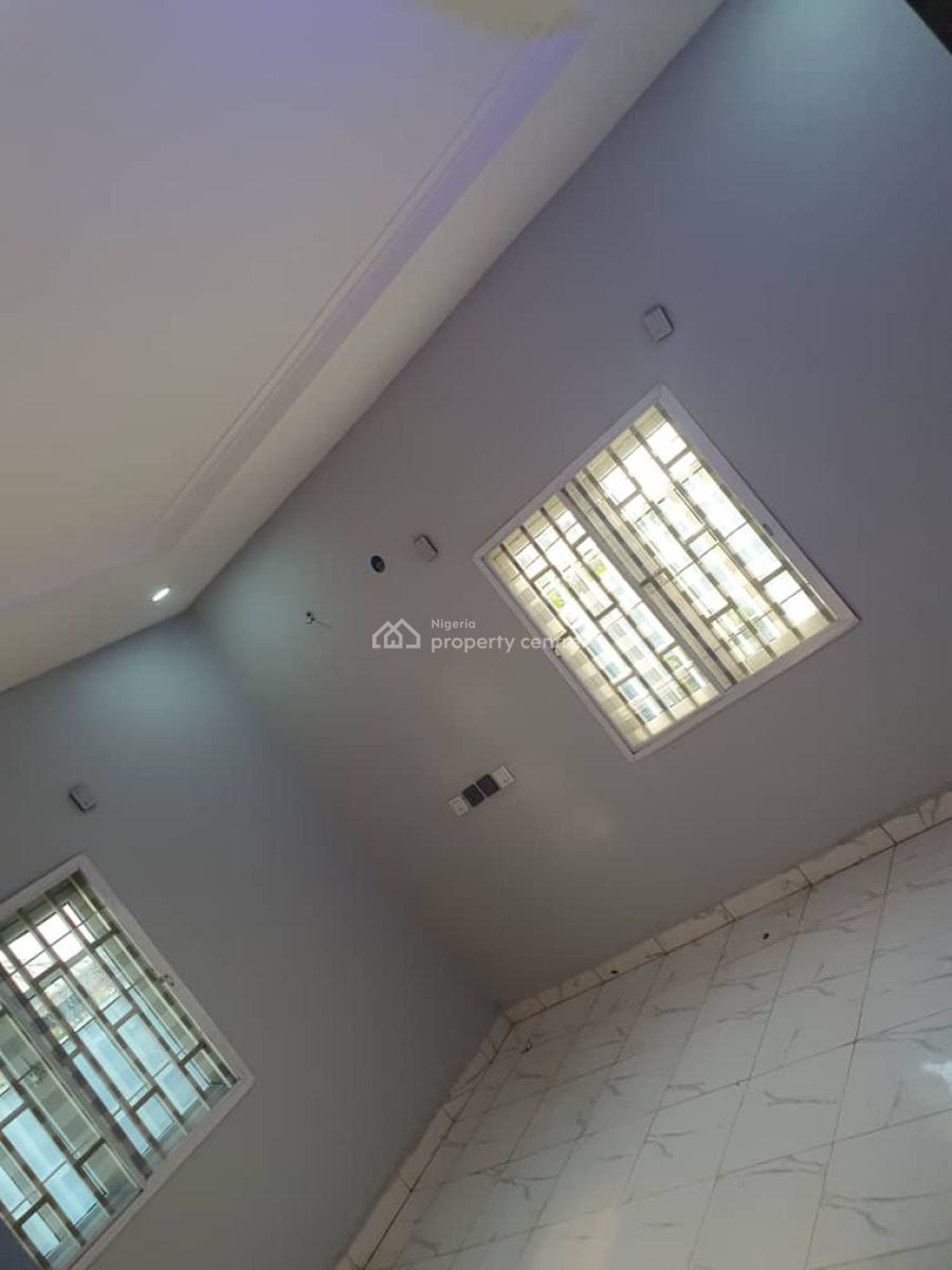 3 Bedroom Bungalow, Behind Christ Embassy, Jikwoyi, Abuja, Detached Bungalow for Rent