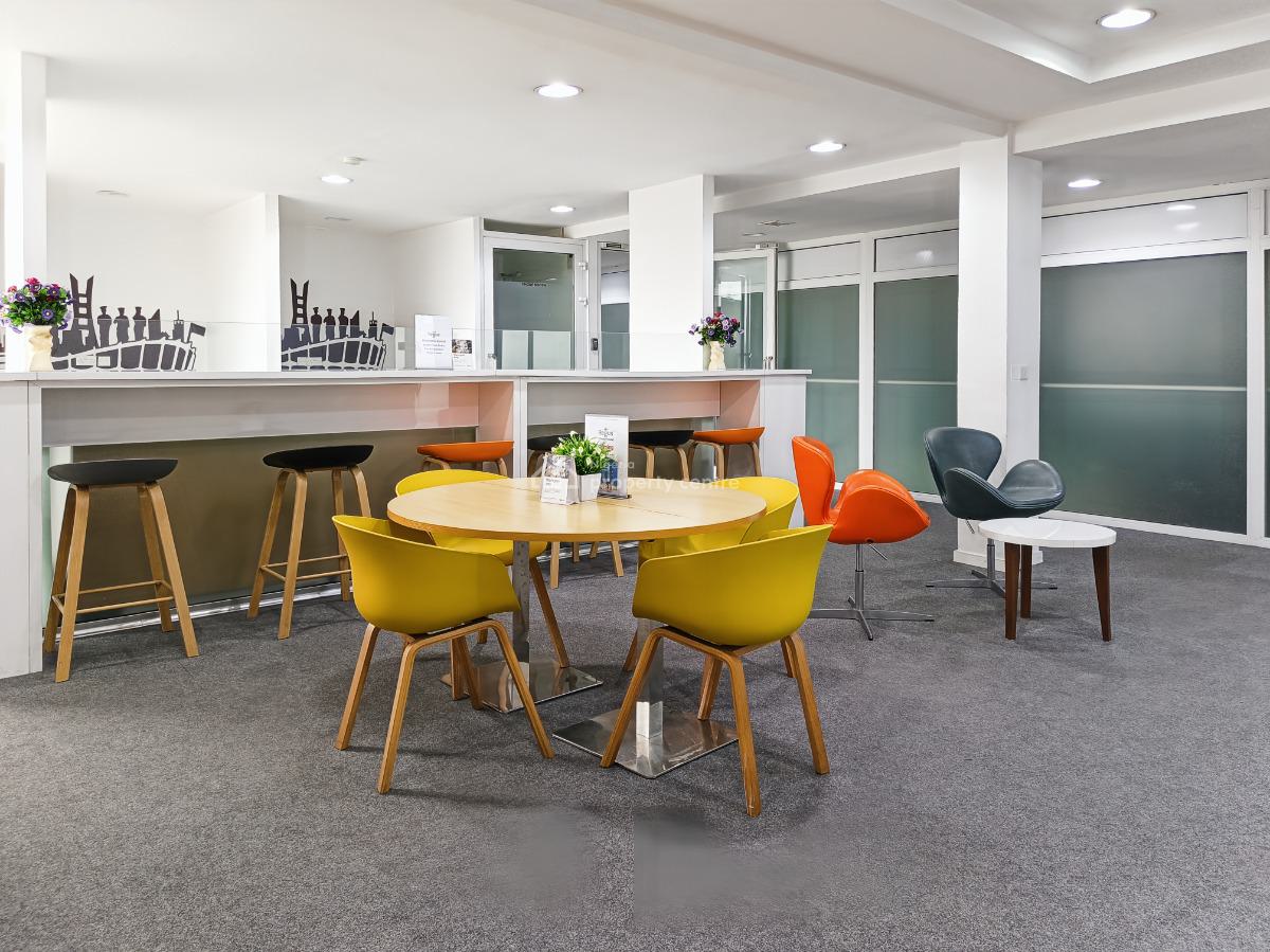 Open Plan Office Space for 10 Persons in Regus Lennox, Block 10, Plot 2 & 3 Admiralty Way, Lekki Phase 1, Lekki, Lagos, Office Space for Rent