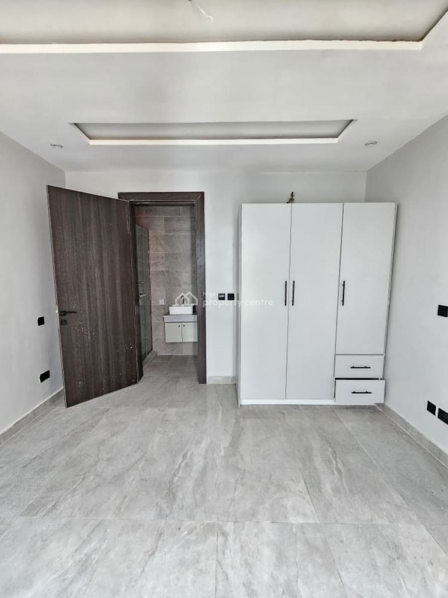 Outstanding Luxury Spacious 5 Bedroom Penthouse with Bq, Lekki Phase 1, Lekki, Lagos, House for Sale