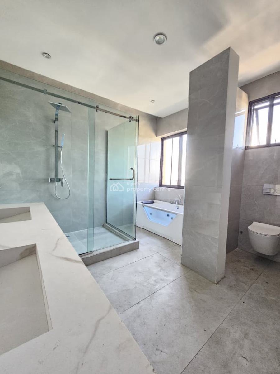 Outstanding Luxury Spacious 5 Bedroom Penthouse with Bq, Lekki Phase 1, Lekki, Lagos, House for Sale