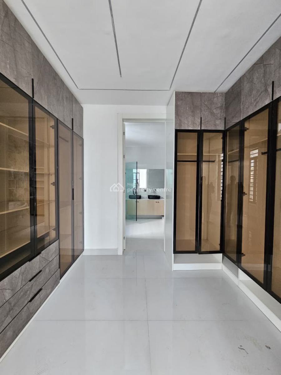 Exquisite Spacious 5 Bedroom Fully Detached Duplex with Bq, Lekki Phase 1, Lekki, Lagos, Detached Duplex for Sale