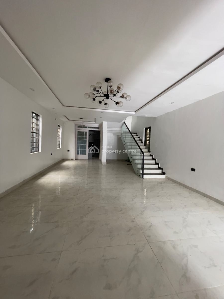 Nicely Built 5bedroom Fully Detached with Bq, Ologolo Lekki Lagos, Ologolo, Lekki, Lagos, Detached Duplex for Sale