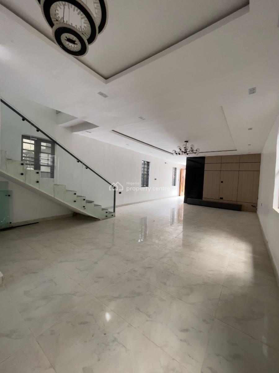 Nicely Built 5bedroom Fully Detached with Bq, Ologolo Lekki Lagos, Ologolo, Lekki, Lagos, Detached Duplex for Sale