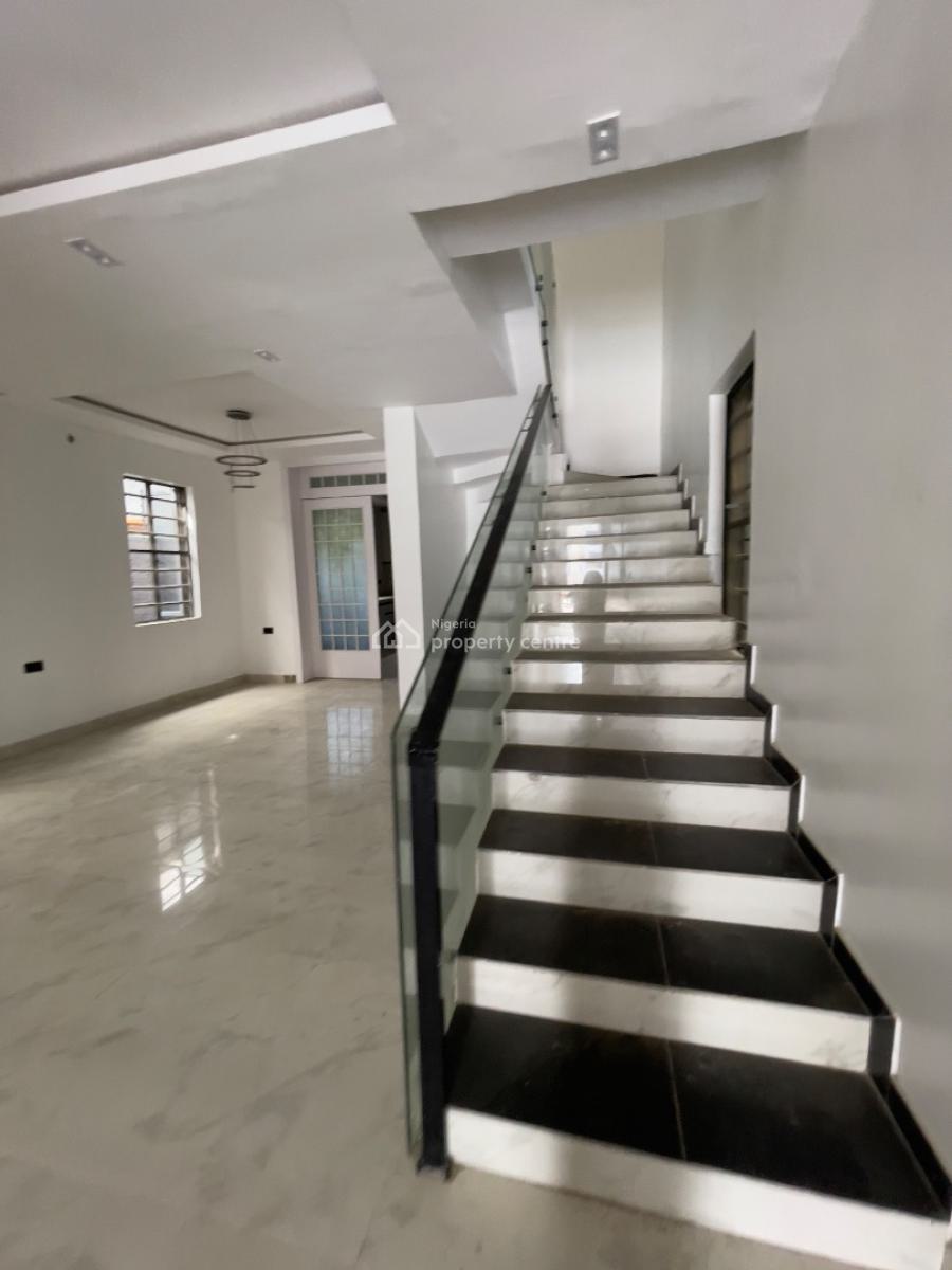 Nicely Built 5bedroom Fully Detached with Bq, Ologolo Lekki Lagos, Ologolo, Lekki, Lagos, Detached Duplex for Sale