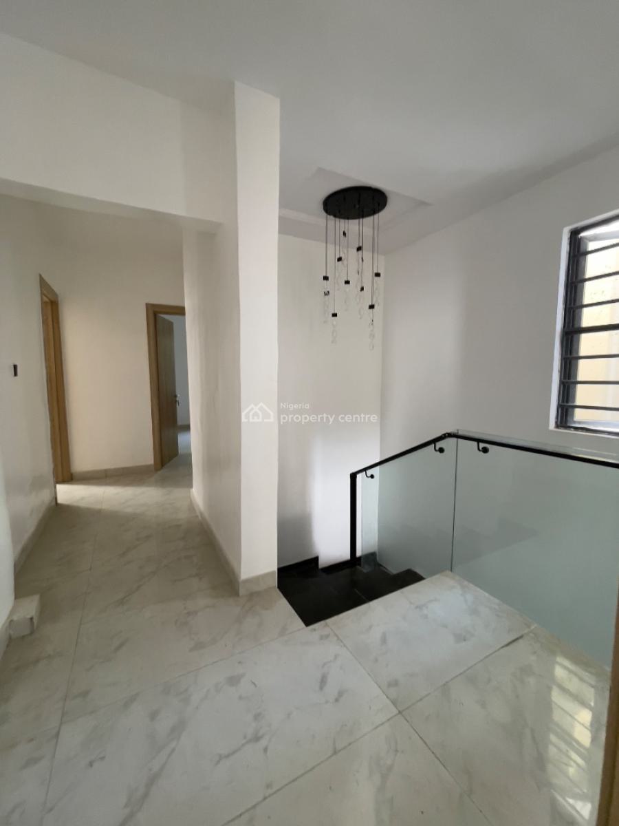 Nicely Built 5bedroom Fully Detached with Bq, Ologolo Lekki Lagos, Ologolo, Lekki, Lagos, Detached Duplex for Sale