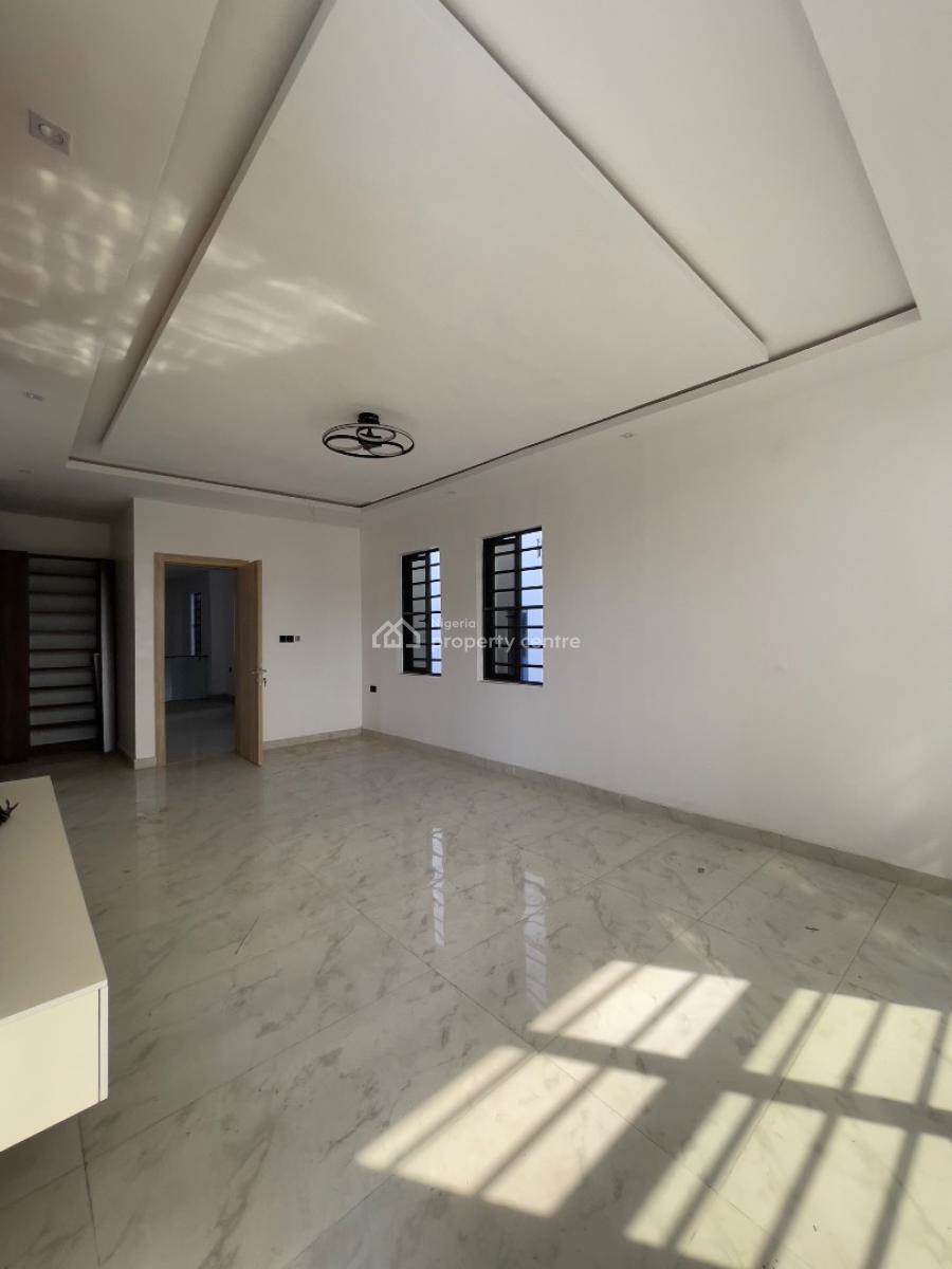 Nicely Built 5bedroom Fully Detached with Bq, Ologolo Lekki Lagos, Ologolo, Lekki, Lagos, Detached Duplex for Sale