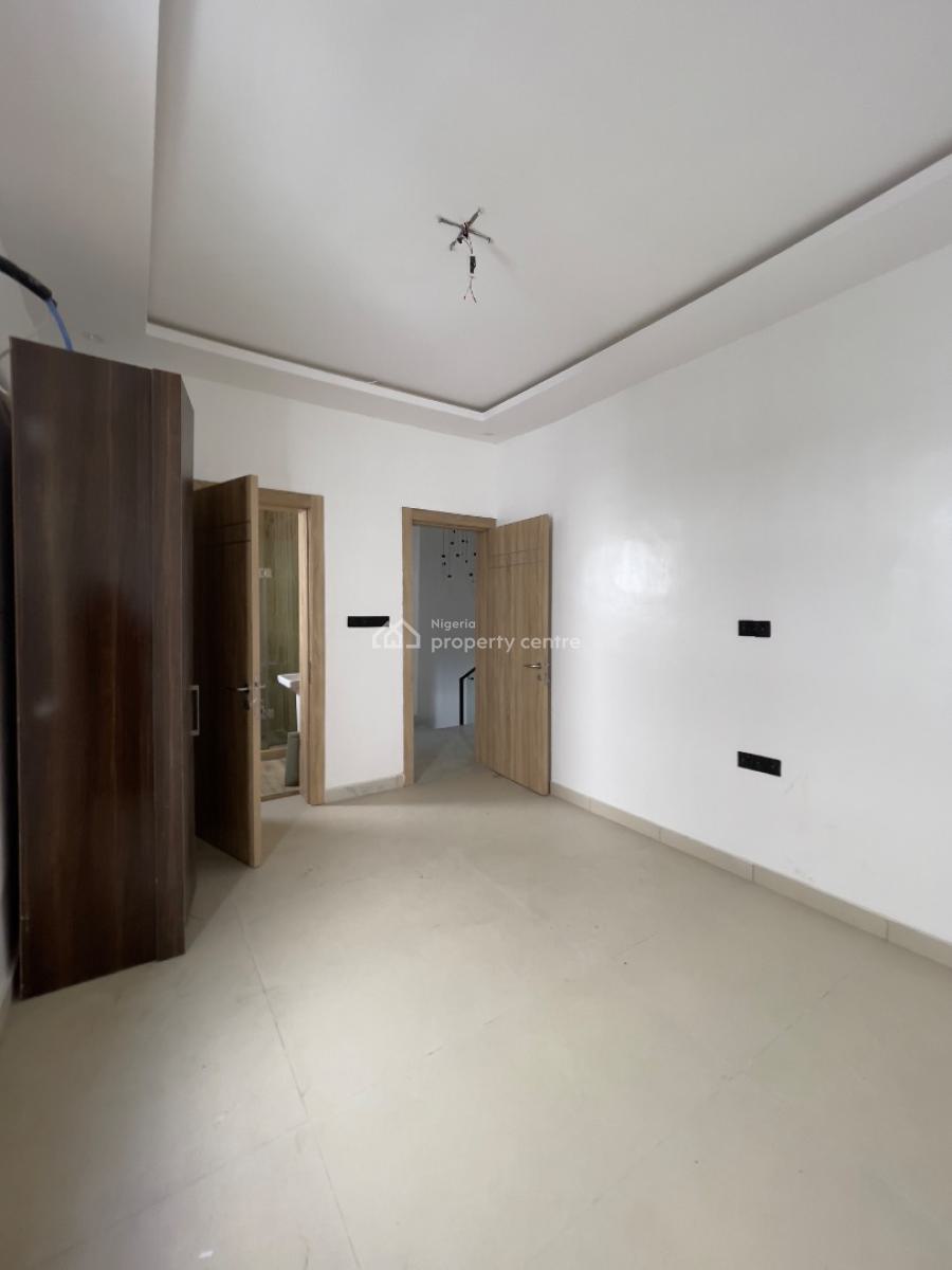 Nicely Built 5bedroom Fully Detached with Bq, Ologolo Lekki Lagos, Ologolo, Lekki, Lagos, Detached Duplex for Sale