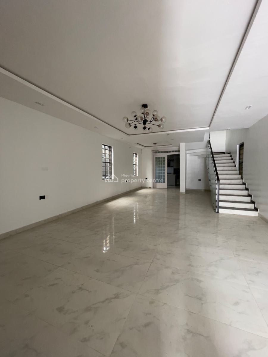 Nicely Built 5bedroom Fully Detached with Bq, Ologolo Lekki Lagos, Ologolo, Lekki, Lagos, Detached Duplex for Sale