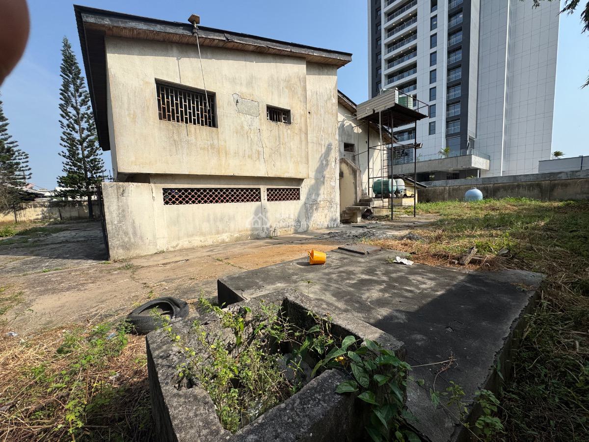 a Mixed Use 5 Bedroom House Sitting on 1,200sqm Land, Victoria Island (vi), Lagos, Detached Duplex for Rent