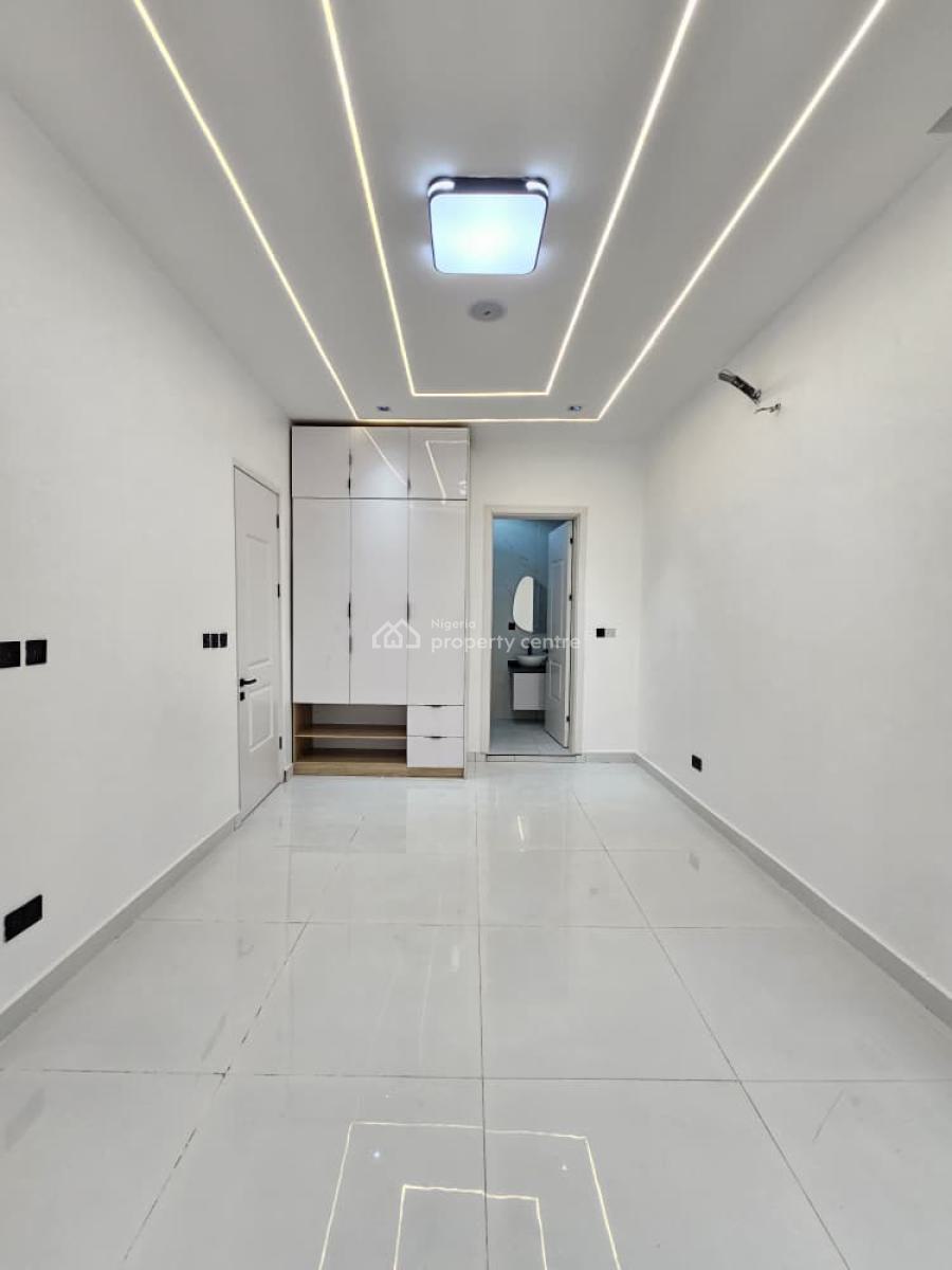 Outstanding Spacious 5 Bedroom Fully Detached Duplex with Bq, 2nd Toll Gate, Lekki, Lagos, Detached Duplex for Sale