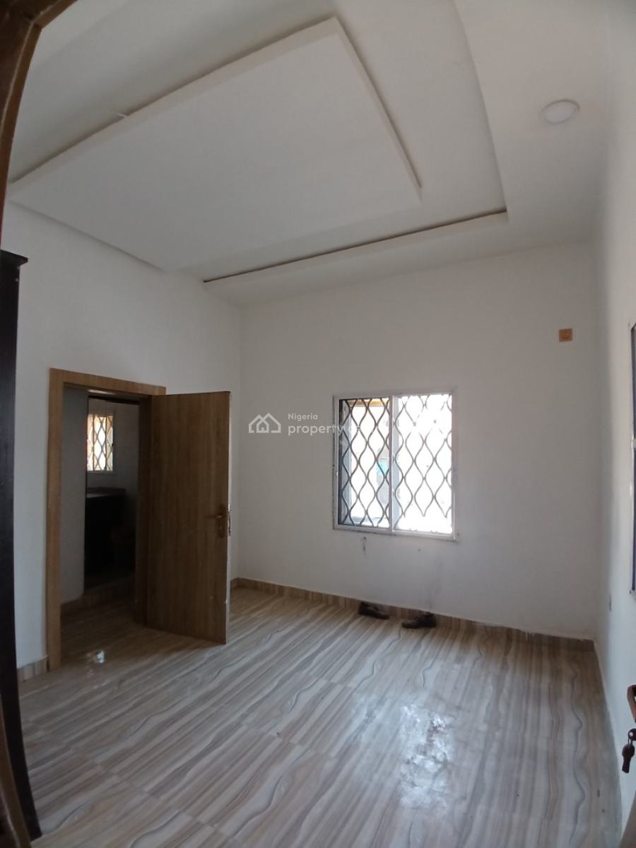Brand New 1 Bedroom Block of Flats, Guzape Abuja Diplomatic Zone, Guzape District, Abuja, House for Rent