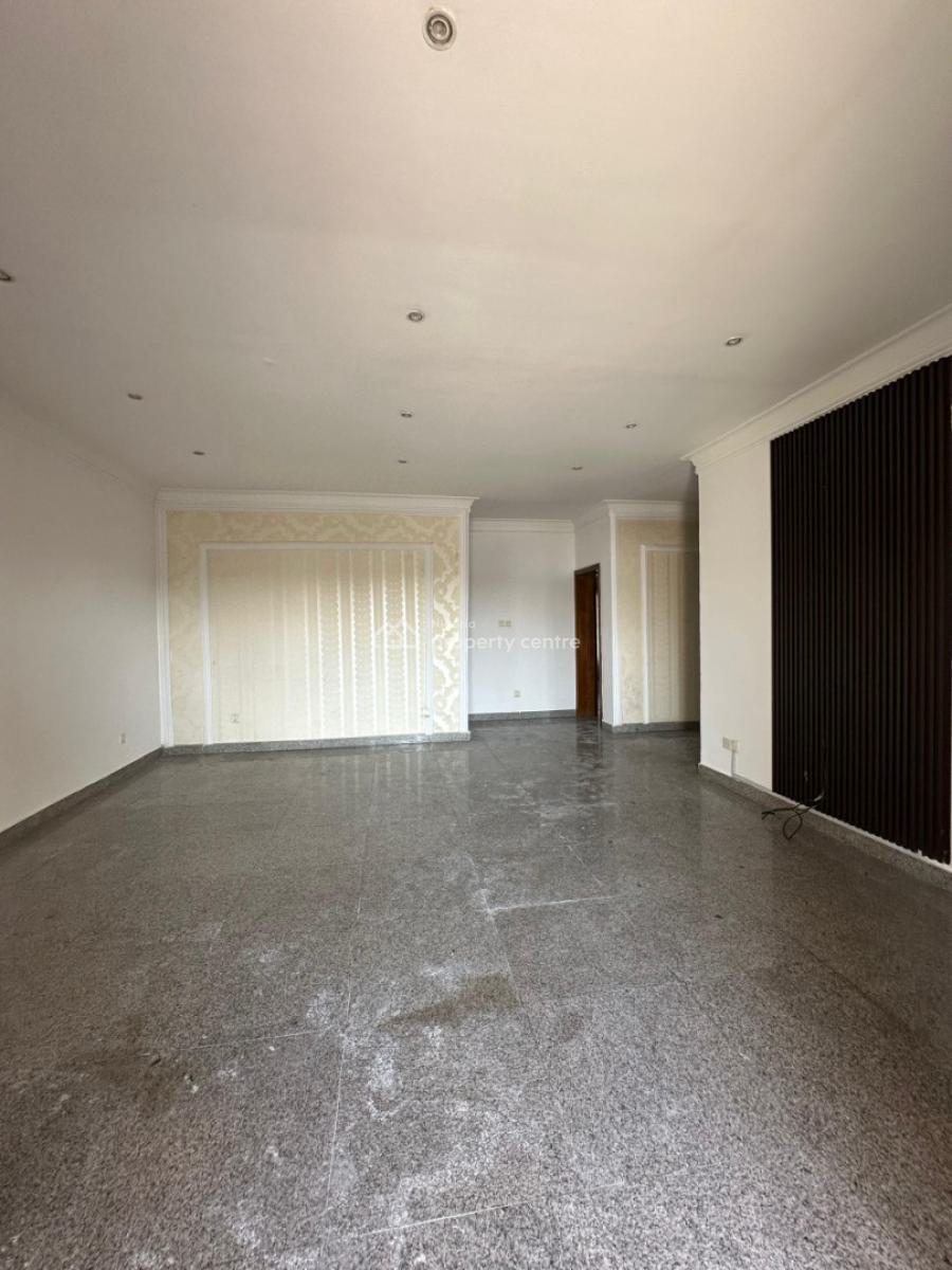 Nicely Finished Serviced 2 Bedroom Penthouse Flat, Lekki Phase 1, Lekki, Lagos, Flat / Apartment for Rent