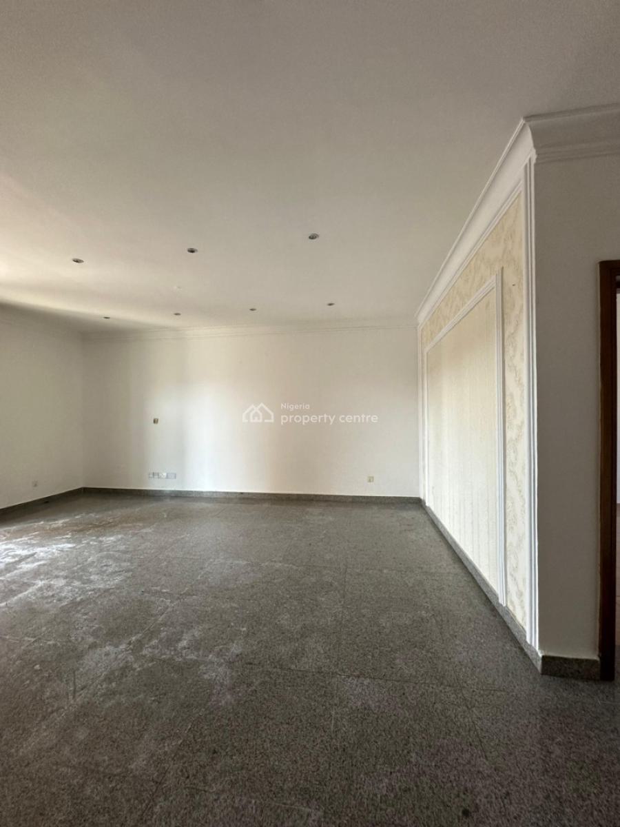 Nicely Finished Serviced 2 Bedroom Penthouse Flat, Lekki Phase 1, Lekki, Lagos, Flat / Apartment for Rent