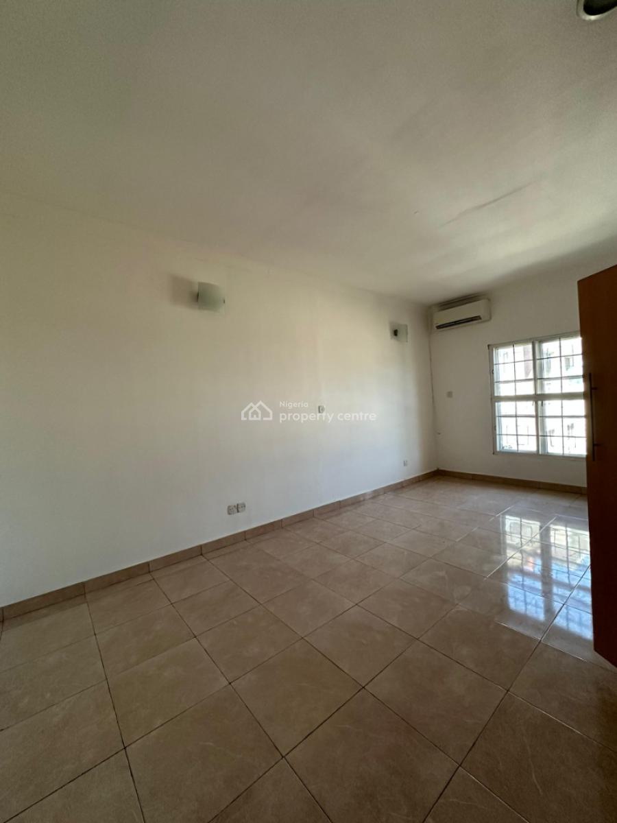 Nicely Finished Serviced 2 Bedroom Penthouse Flat, Lekki Phase 1, Lekki, Lagos, Flat / Apartment for Rent