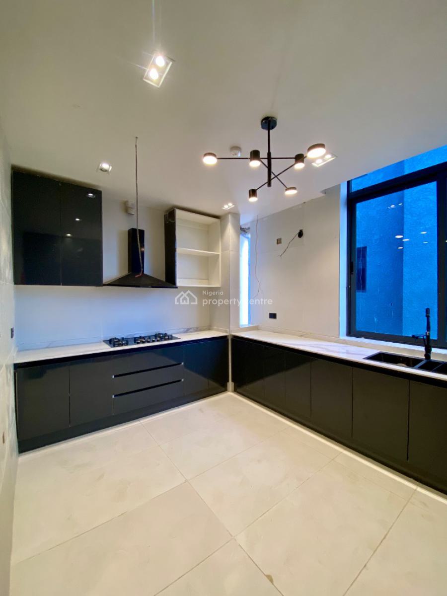 Chic 3 Bedroom Maisonette, Guzape District, Abuja, Terraced Duplex for Sale