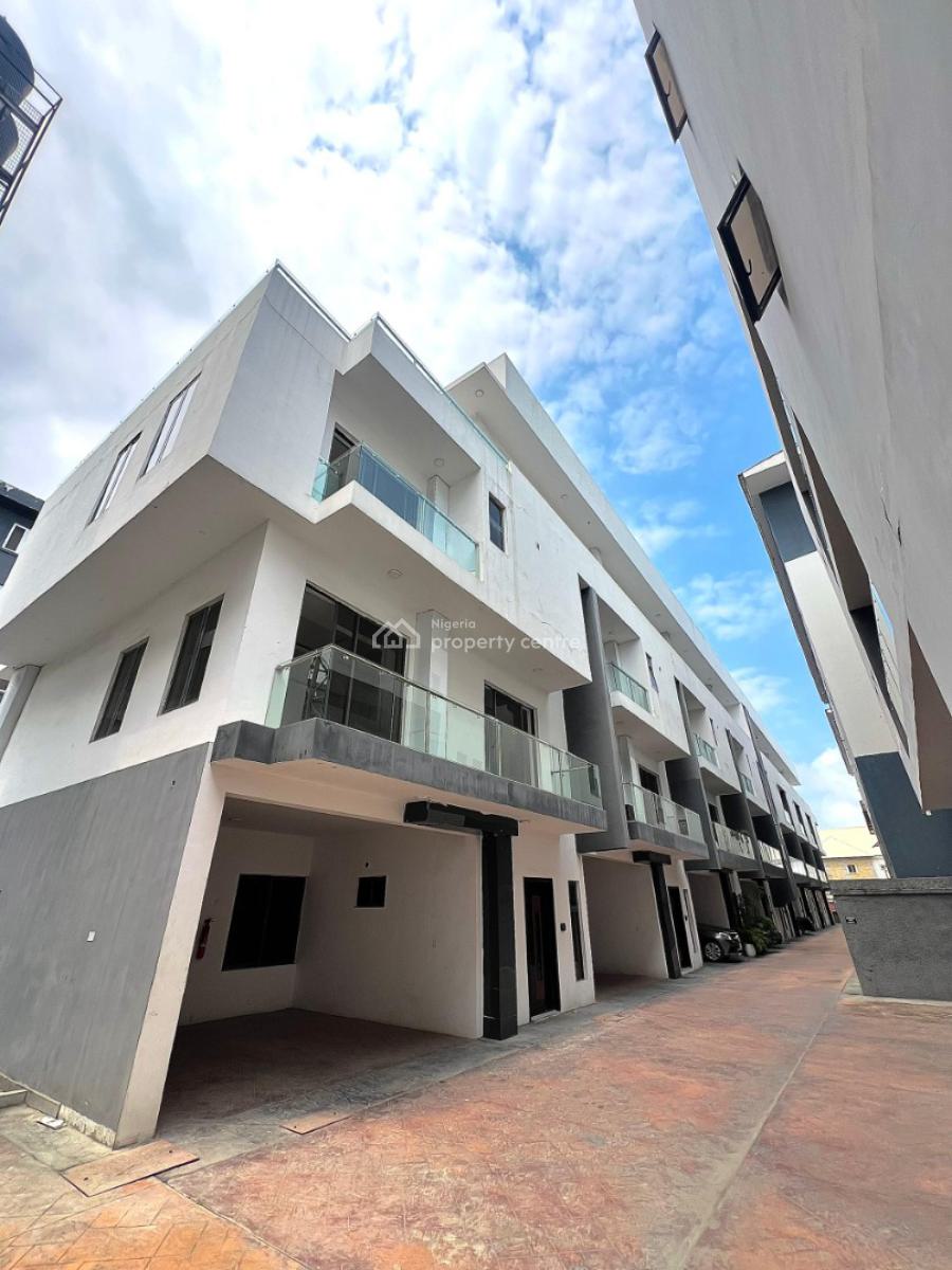 Spacious 4 Bedroom Penthouse W/ Bq, Elevator, Pool in a Secured Estate, Victoria Island (vi), Lagos, House for Rent