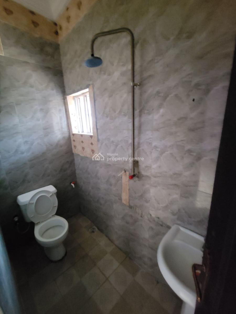Spacious and Standard 2 Bedroom Apartment, Peaceville Estate, Badore, Ajah, Lagos, Flat / Apartment for Rent
