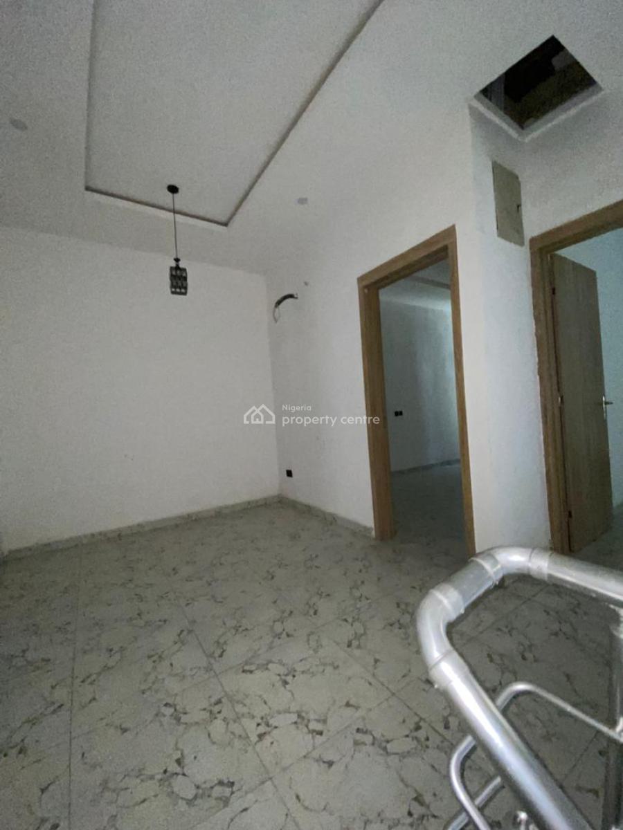 Spacious 4 Bedroom Terrace Duplex in a Secured Estate, Vgc, Lekki, Lagos, Terraced Duplex for Rent