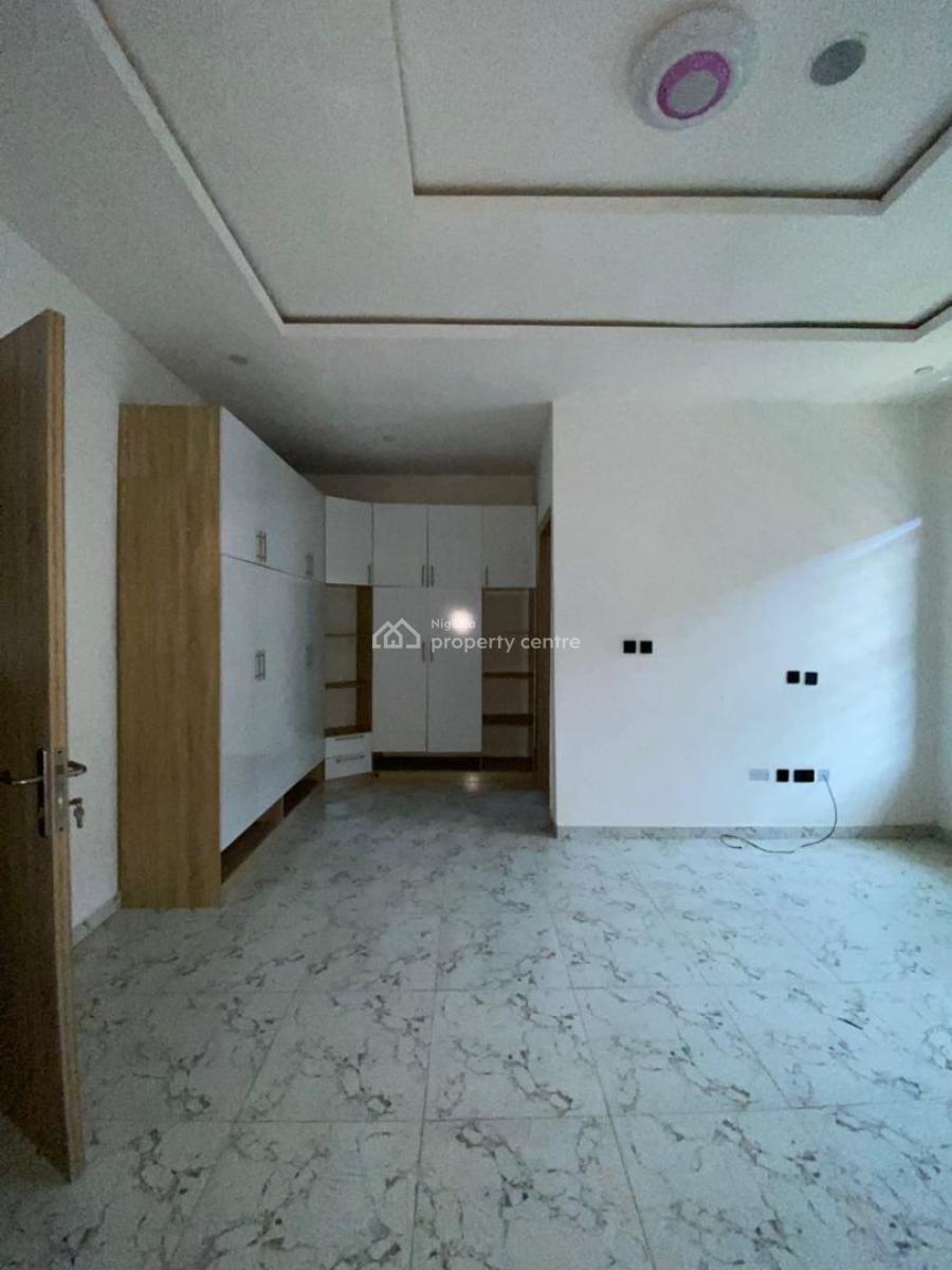 Spacious 4 Bedroom Terrace Duplex in a Secured Estate, Vgc, Lekki, Lagos, Terraced Duplex for Rent