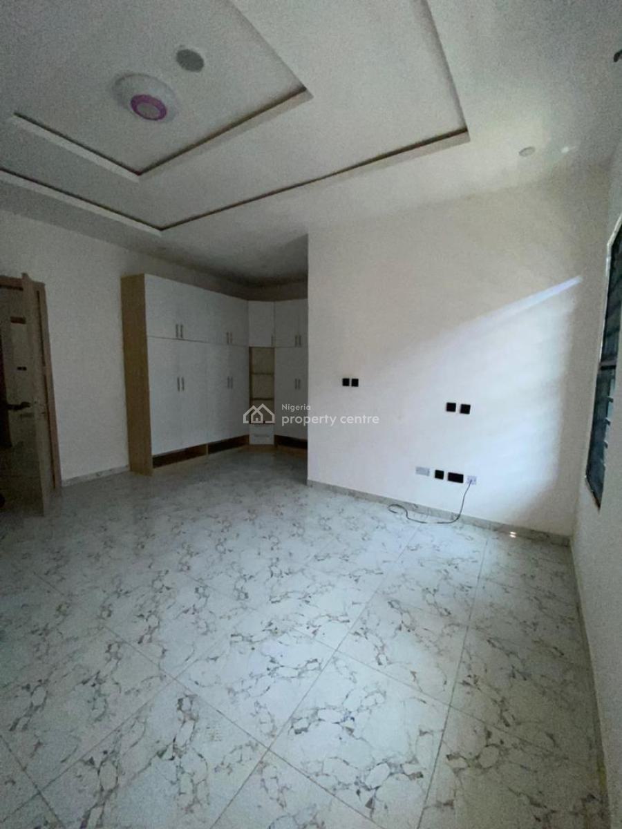 Spacious 4 Bedroom Terrace Duplex in a Secured Estate, Vgc, Lekki, Lagos, Terraced Duplex for Rent