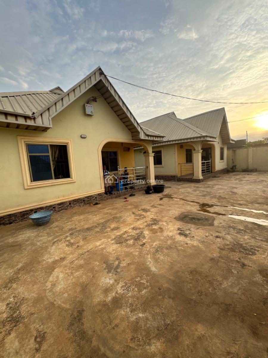 Room and Parlour Self, Awouga Adekunle, Igbogbo, Ikorodu, Lagos, Mini Flat (room and Parlour) for Rent