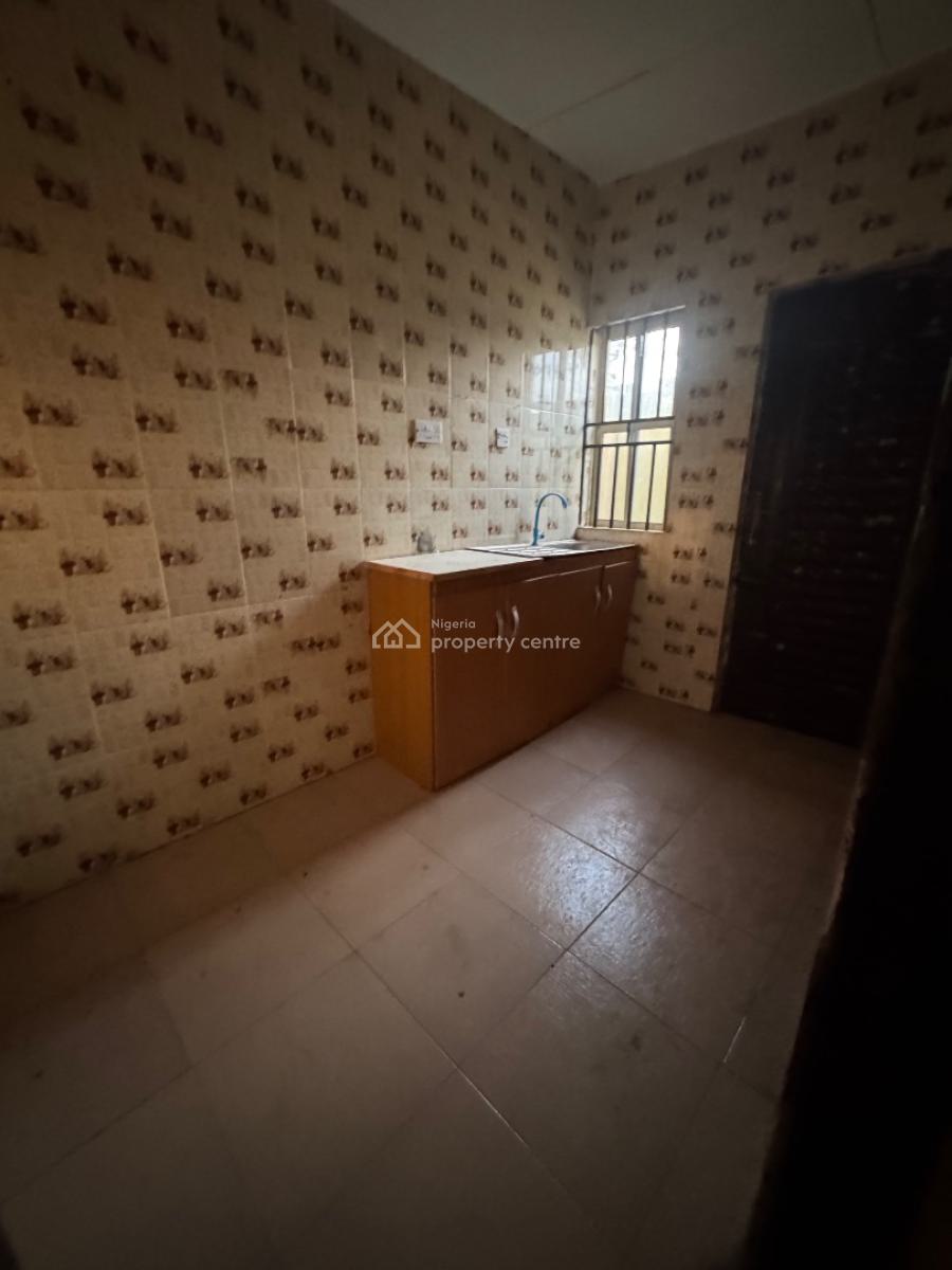 Room and Parlour Self, Awouga Adekunle, Igbogbo, Ikorodu, Lagos, Mini Flat (room and Parlour) for Rent