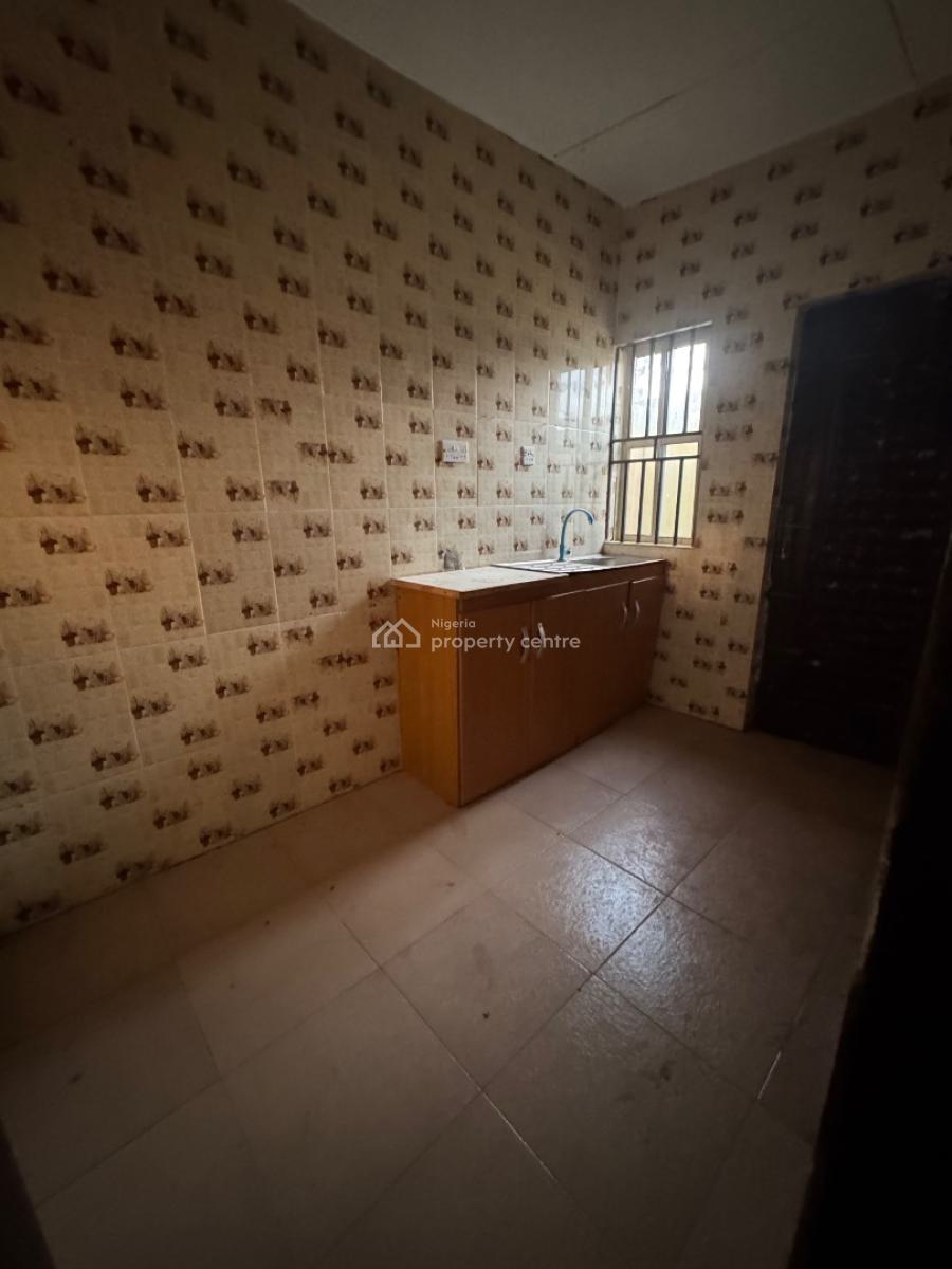 Room and Parlour Self, Awouga Adekunle, Igbogbo, Ikorodu, Lagos, Mini Flat (room and Parlour) for Rent